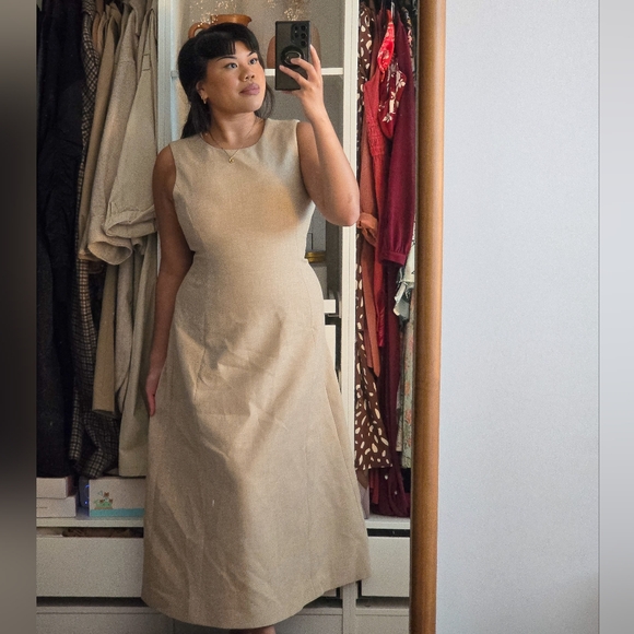 NWT Aritzia Babaton Dress - Picture 1 of 8